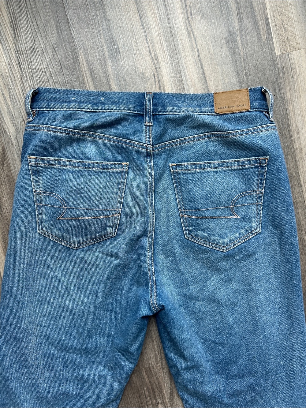 American Eagle Mom Jean - Picture 5 of 8